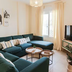 Akutuna - Casa Familiar Con Piscina , Garaje&pista De Padel Zahara de los Atunes